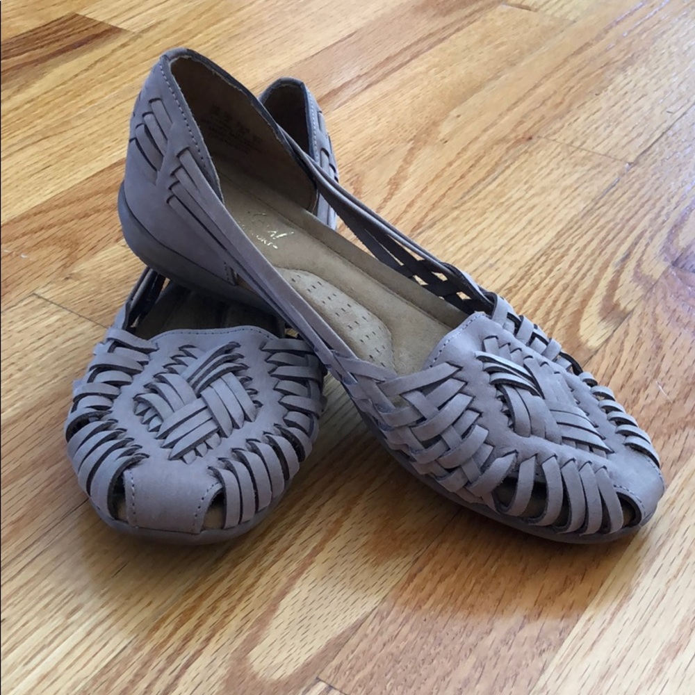Natural Soul Weave Loafers